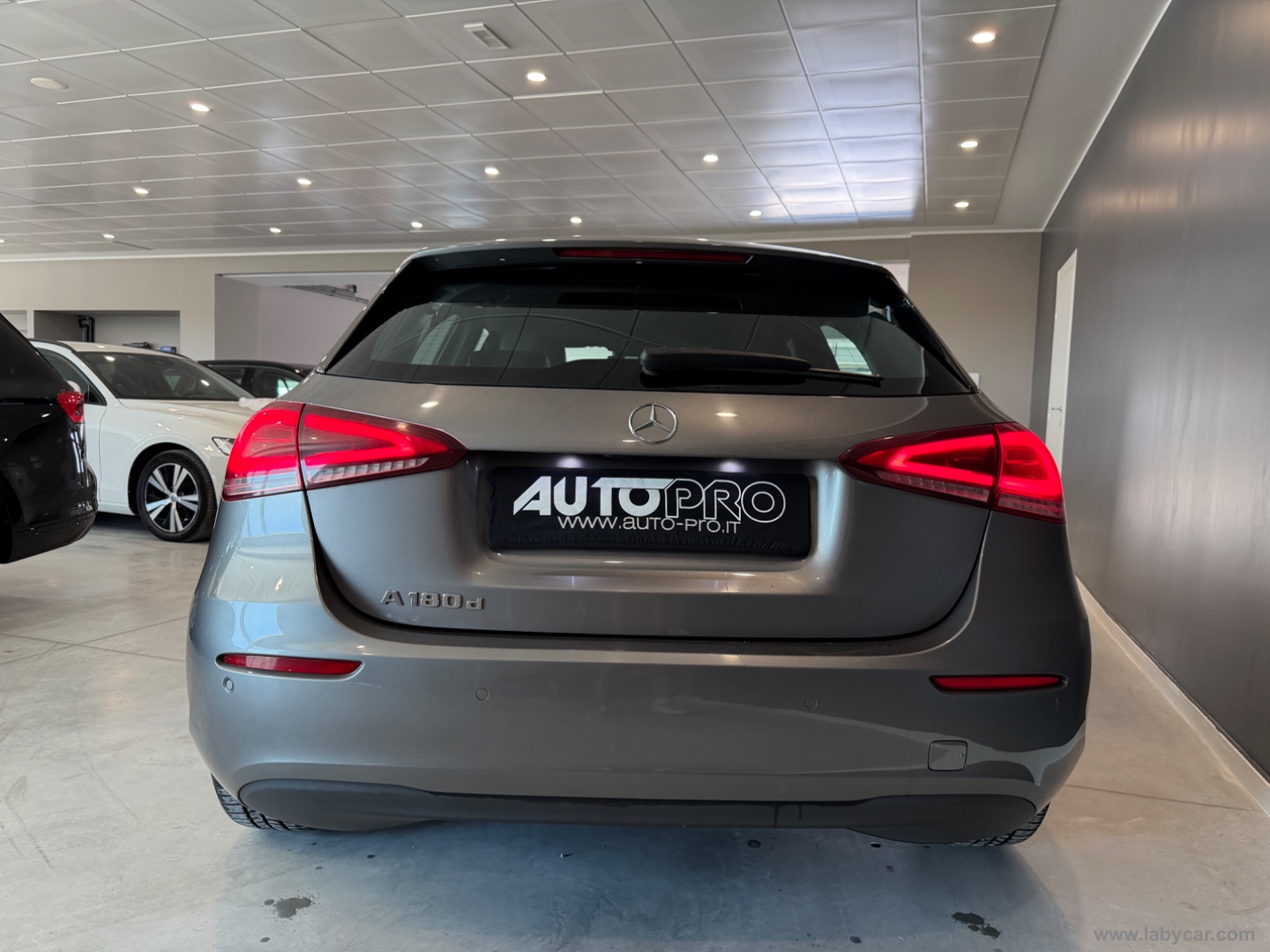 A 180 d Automatic Business Extra - immagine 3