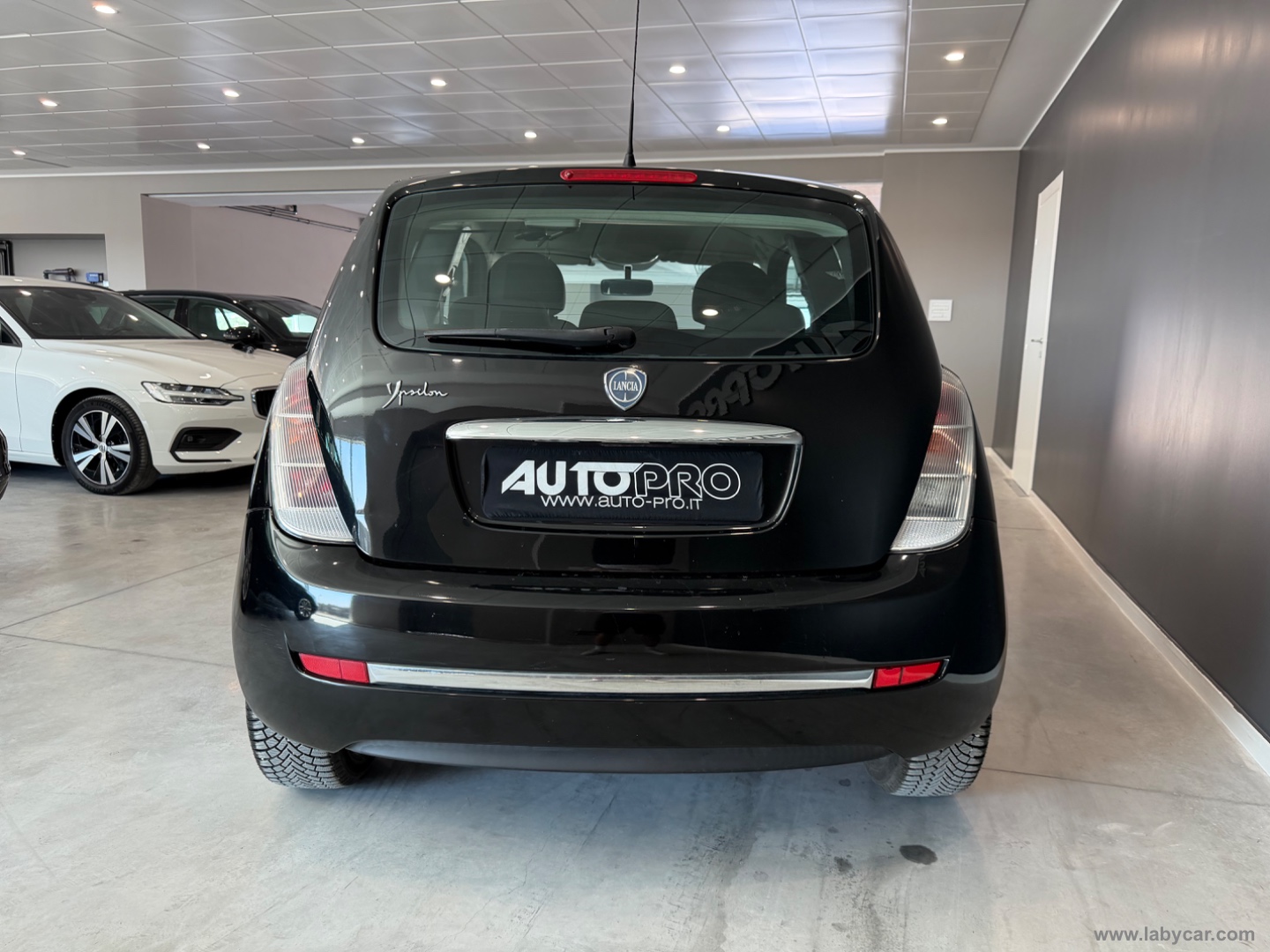 Ypsilon 1.2 Argento - immagine 3
