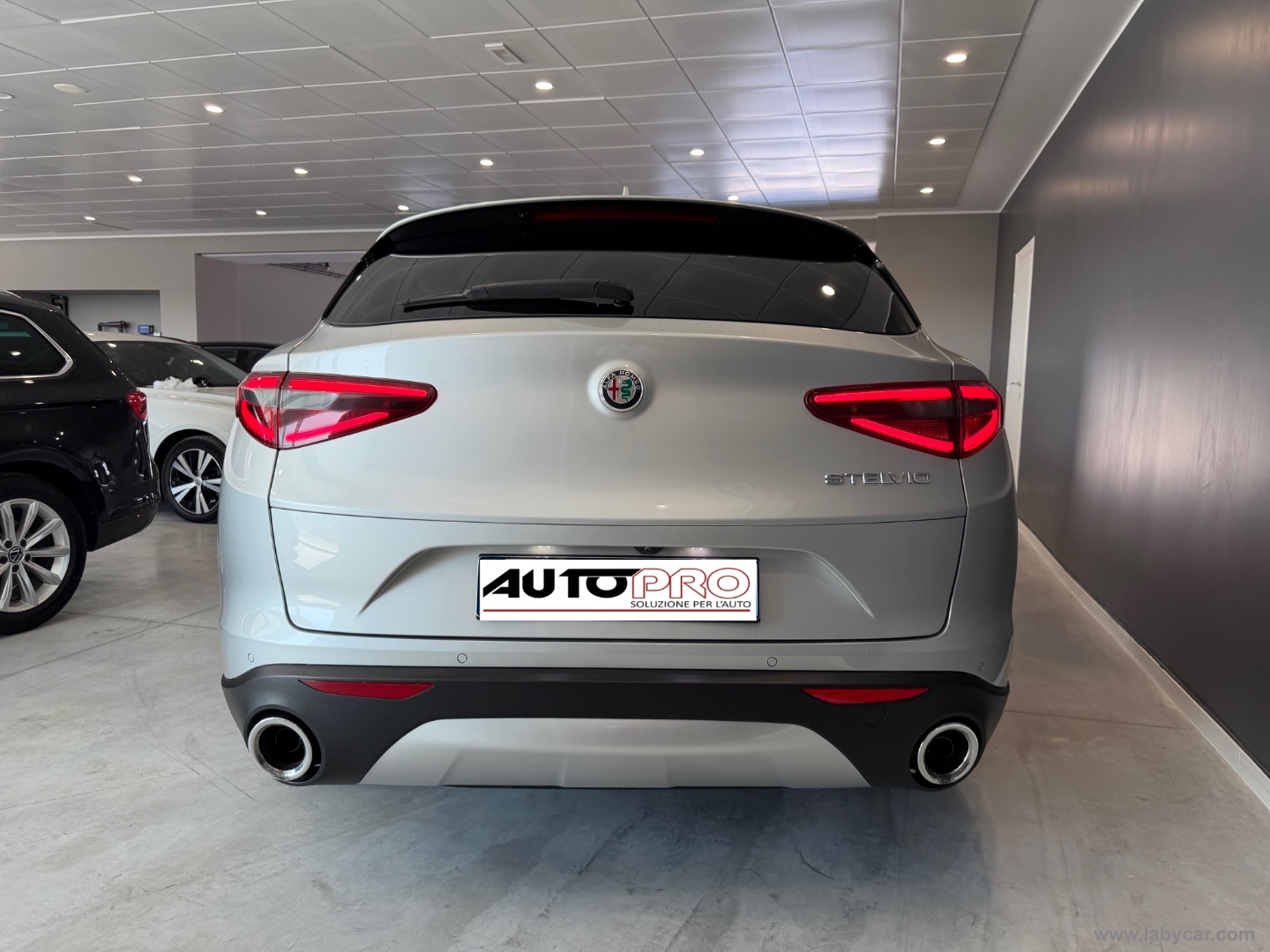 Stelvio 2.2 T.diesel 160CV AT8 RWD Bus. - immagine 3