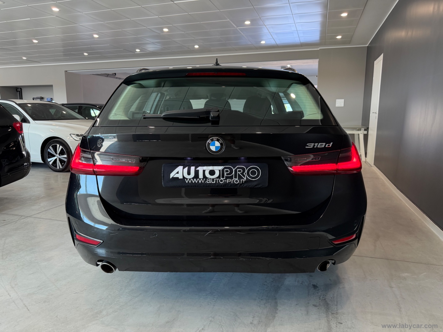 318d 48V Touring Business Advantage - immagine 3
