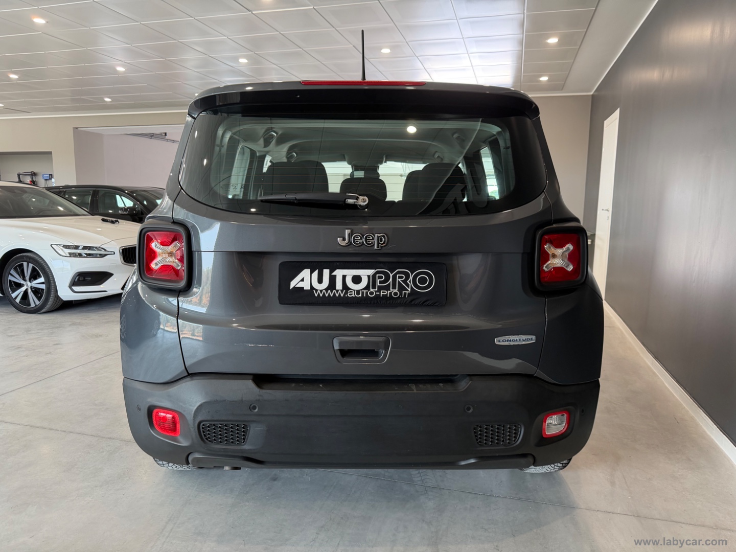 Renegade 1.6 Mjt 130CV Longitude - immagine 3
