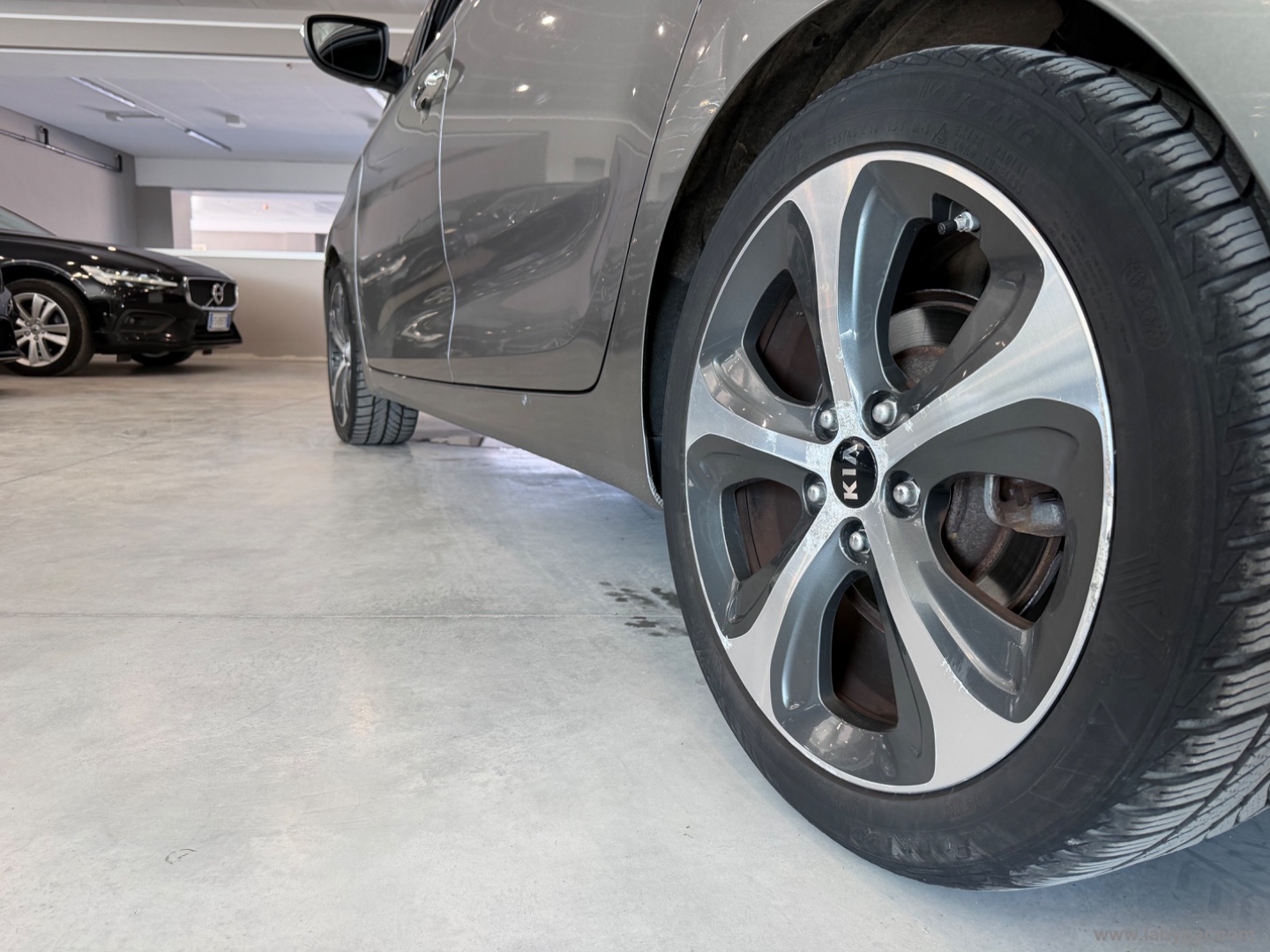 Carens 1.7 CRDi 115 CV Class - immagine 3