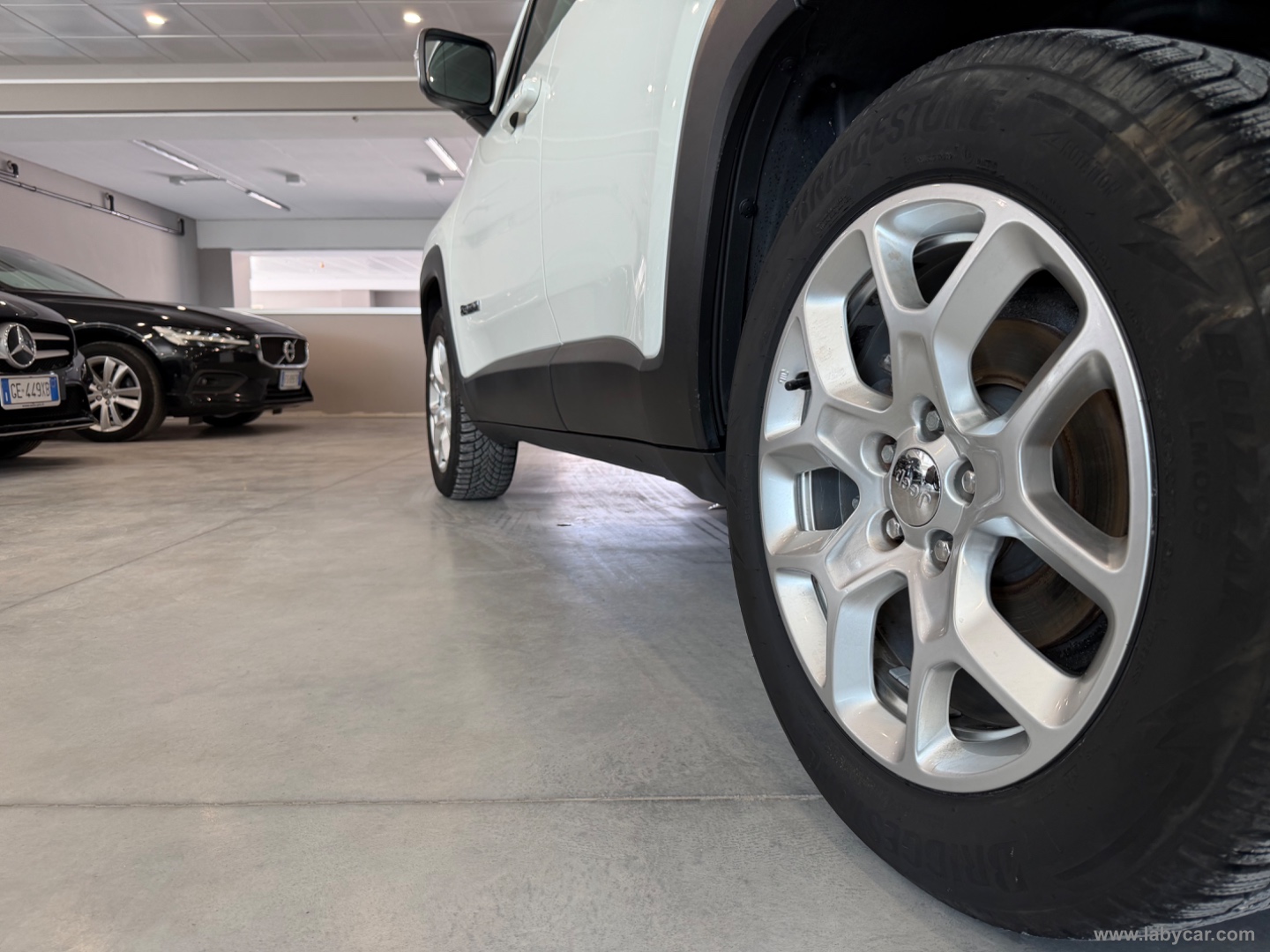Renegade 1.6 Mjt 120CV Limited - immagine 3