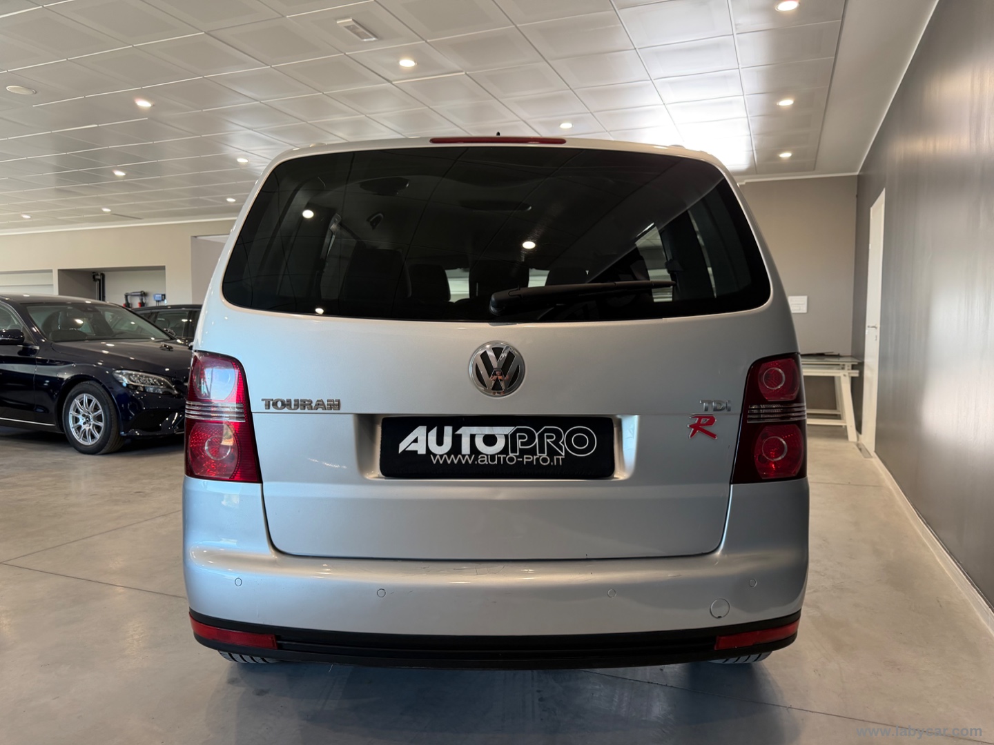 Touran 1.9 TDI 105CV DPF Conceptline - immagine 3