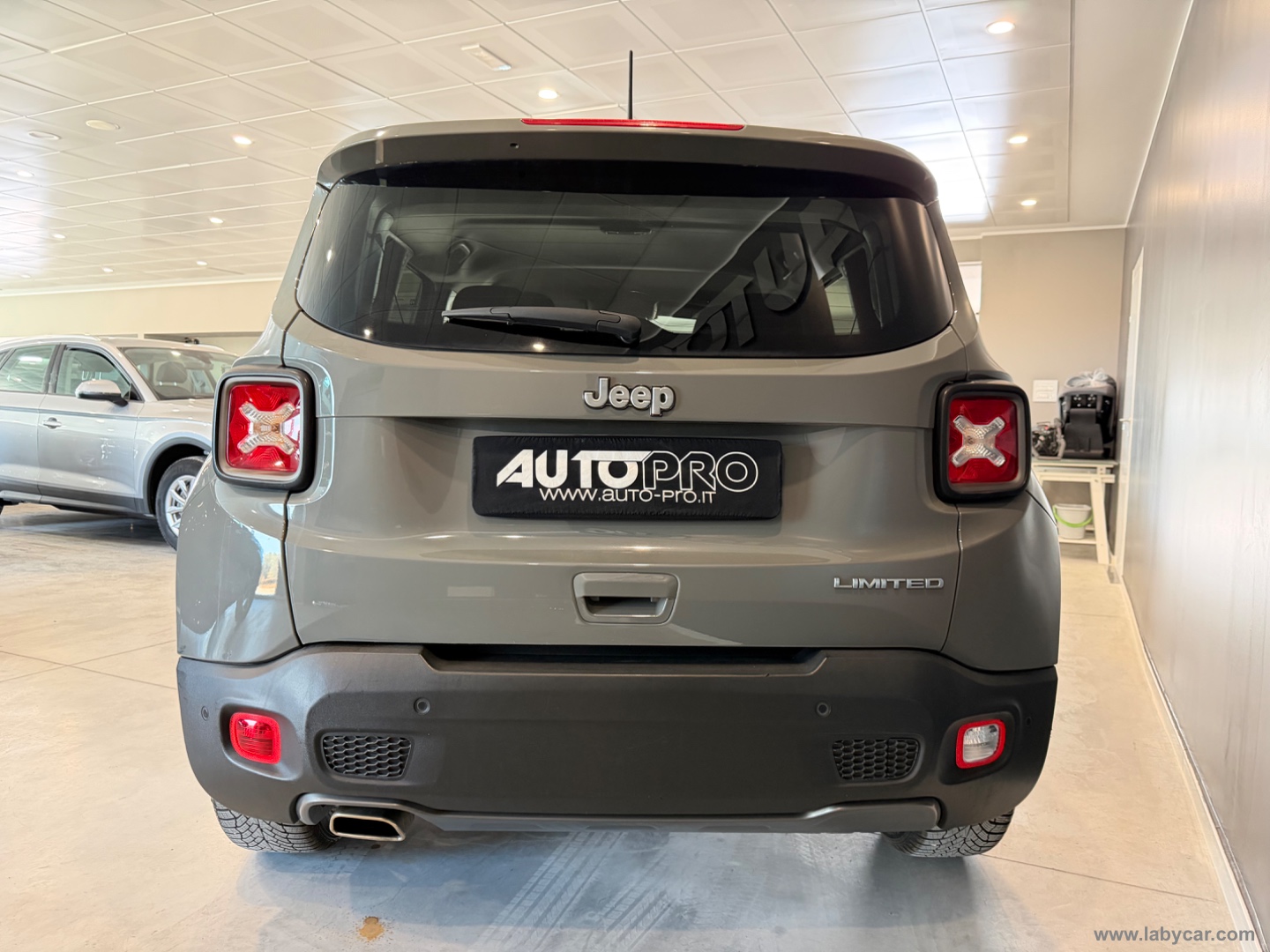 Renegade 1.6 Mjt 130CV Limited - immagine 3
