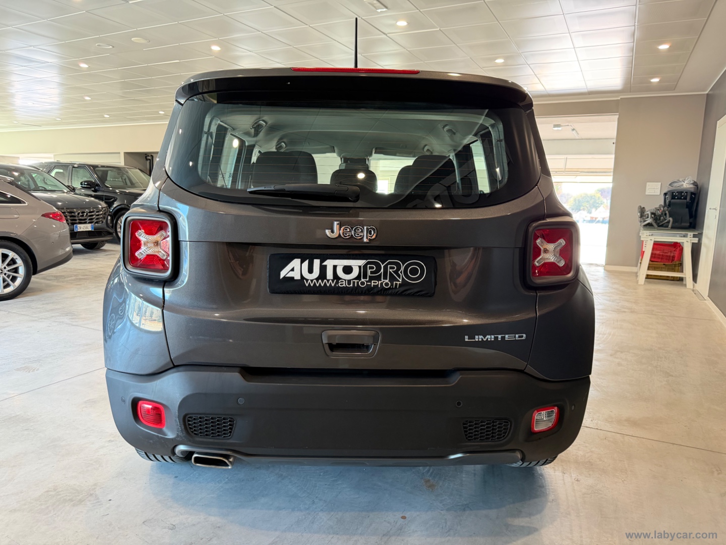 Renegade 1.6 Mjt 130CV Limited - immagine 3