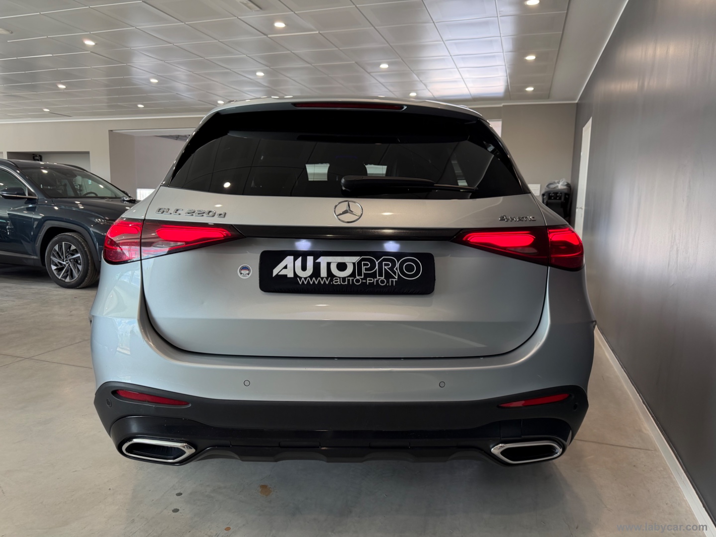GLC 220 d 4Matic AMG Line Advanced - immagine 3