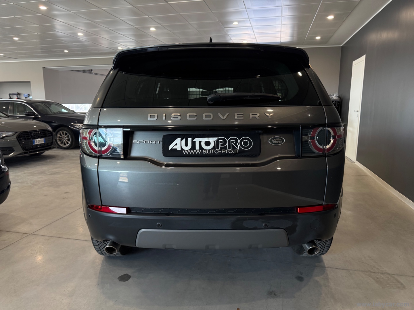 Discovery Sport 2.0 TD4 150 CV Pure - immagine 3