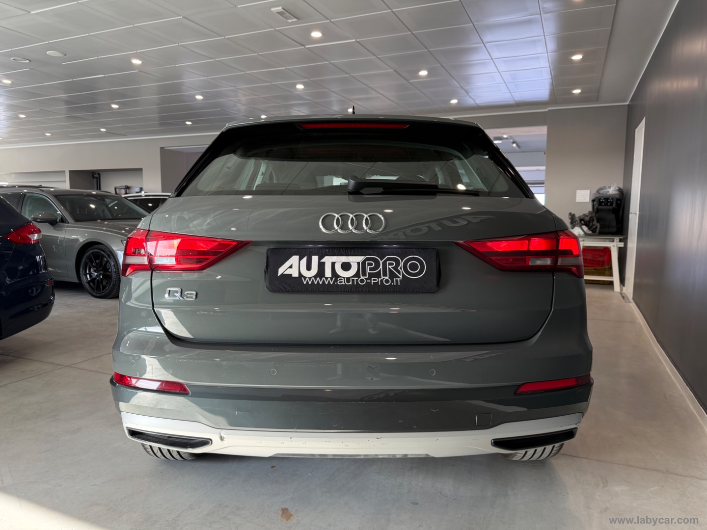 Q3 35 TDI S tronic Business Advanced - immagine 3