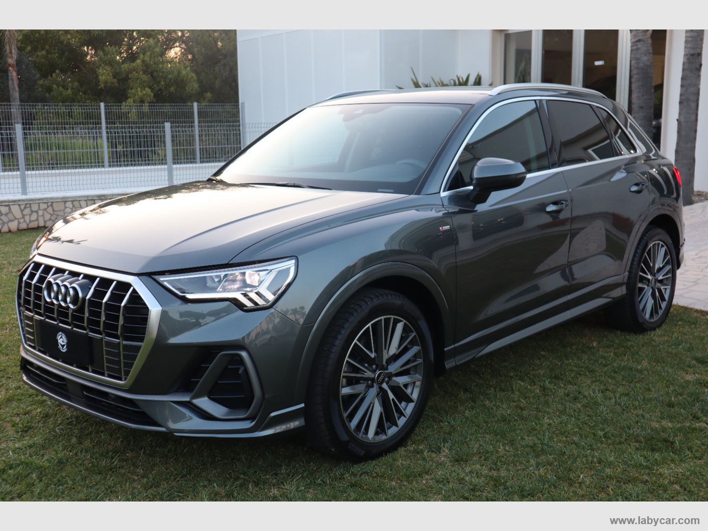 Q3 35 TDI S tronic S line edition - immagine 3