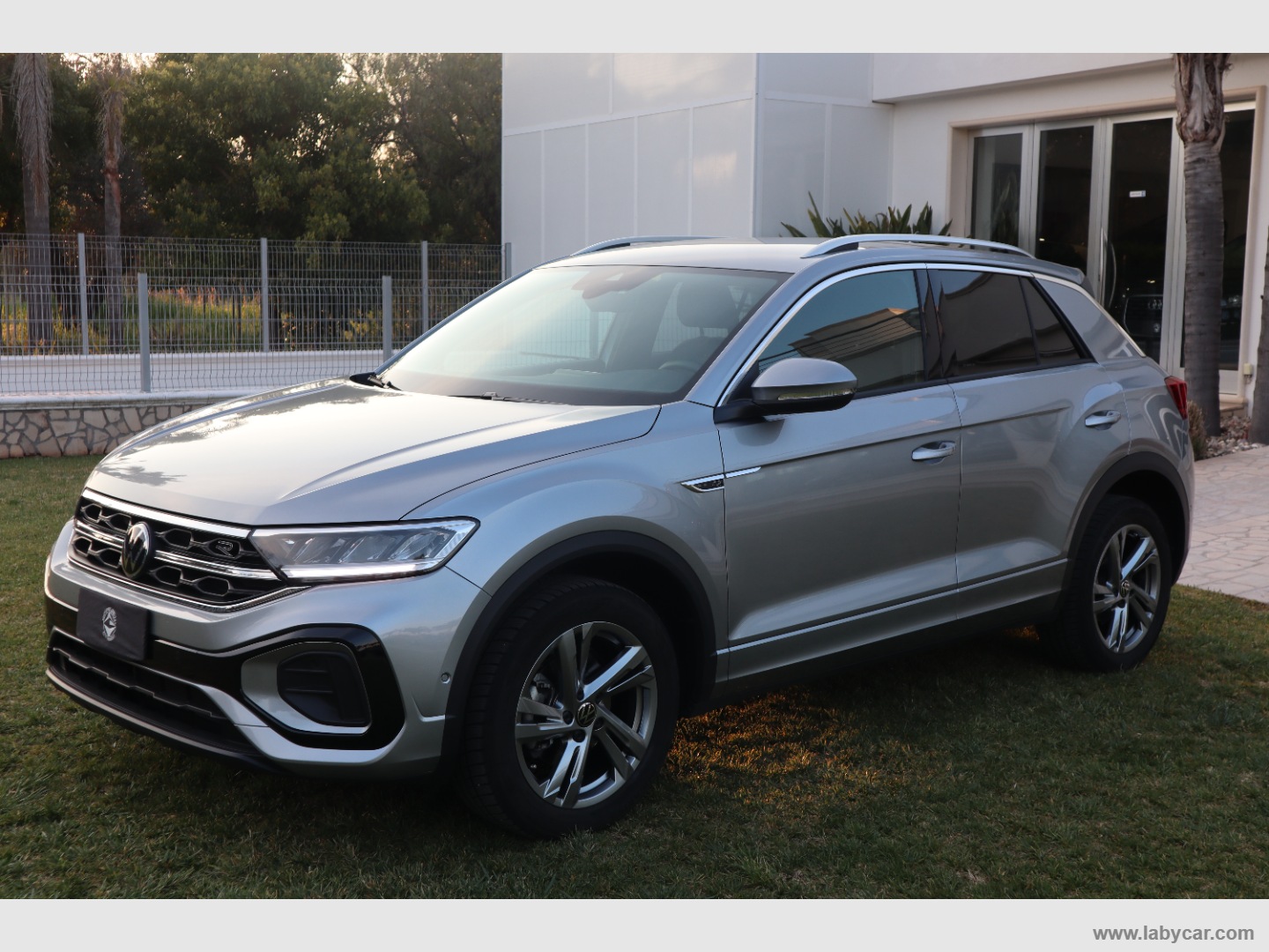 T-Roc 1.0 TSI R-Line - immagine 3