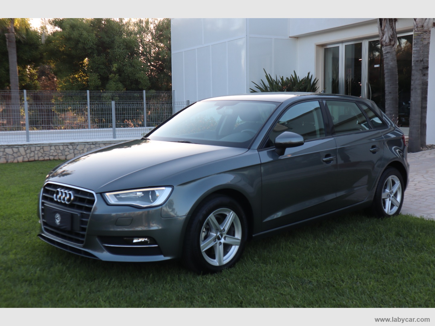 A3 1.6 TDI clean diesel Ambiente - immagine 3