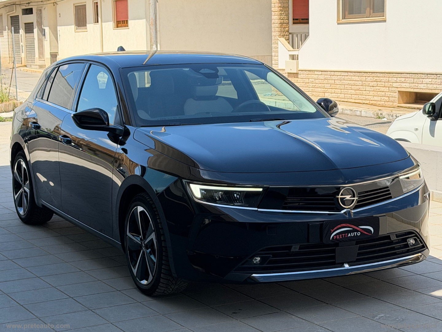 Astra 1.5 Turbo D 130 CV AT8 Elegance - immagine 3