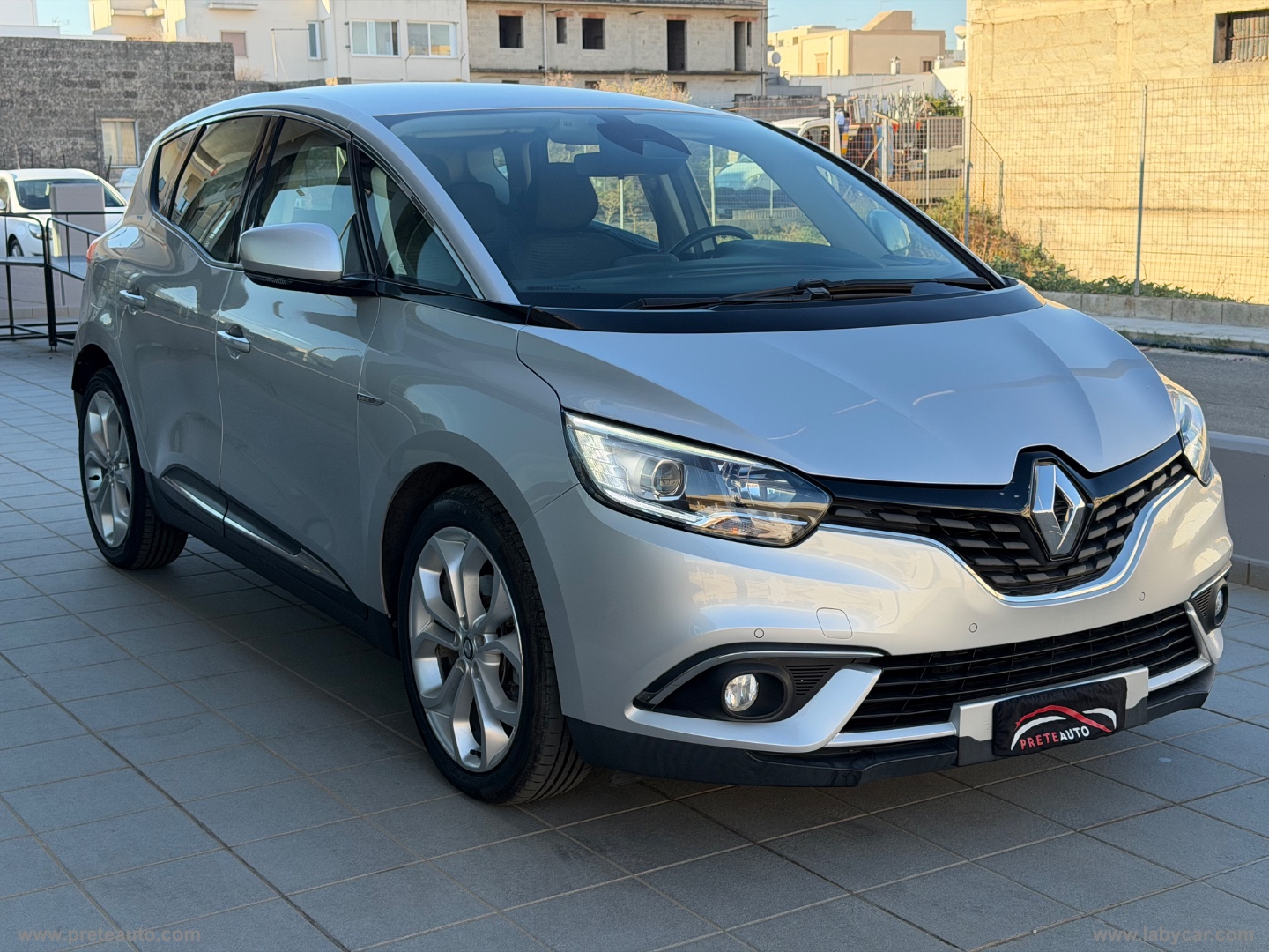 Scénic dCi 8V 110 CV EDC Energy Intens - immagine 3