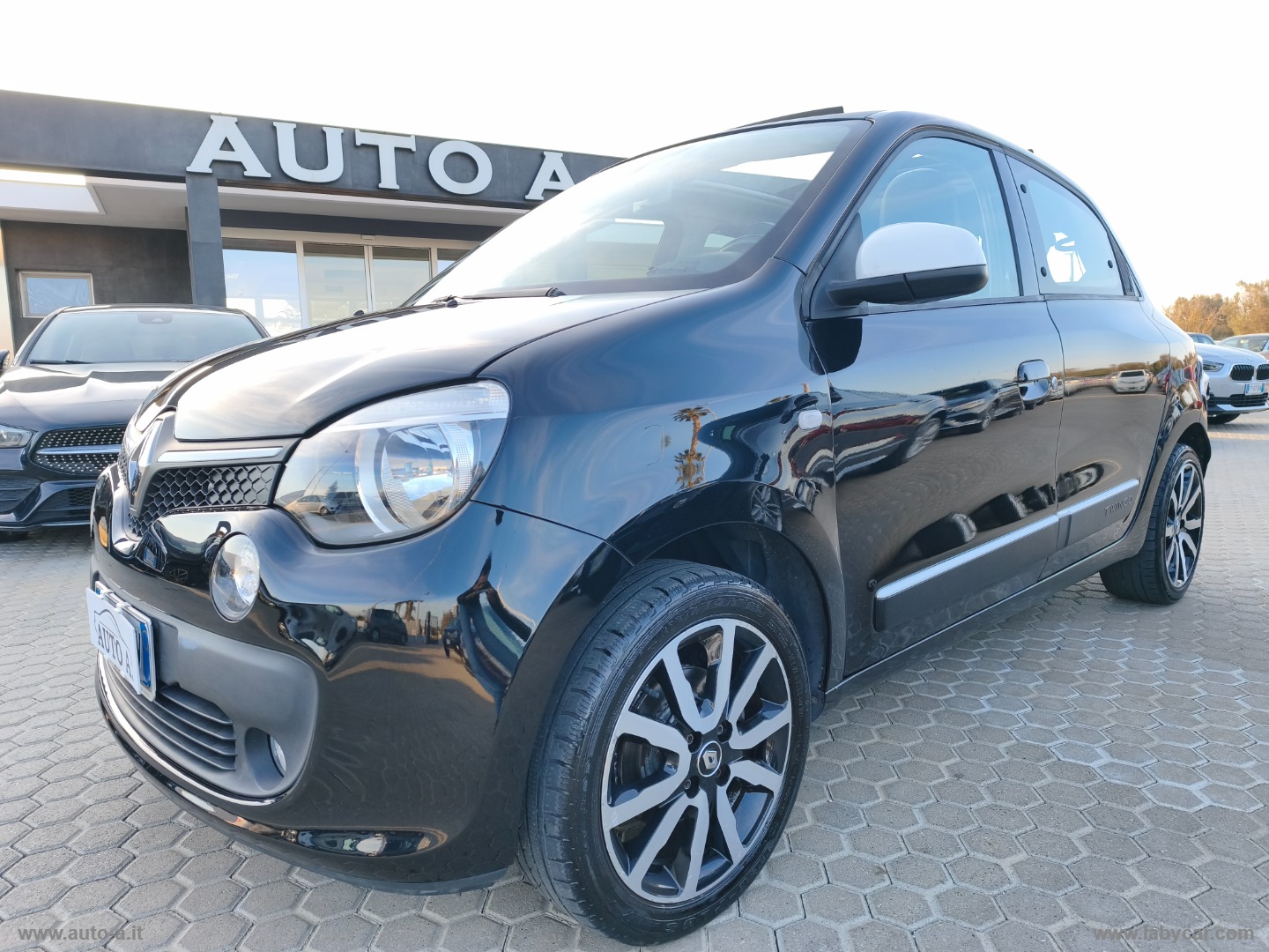 Twingo 1.0 SCe S&S Energy Openair - immagine 3