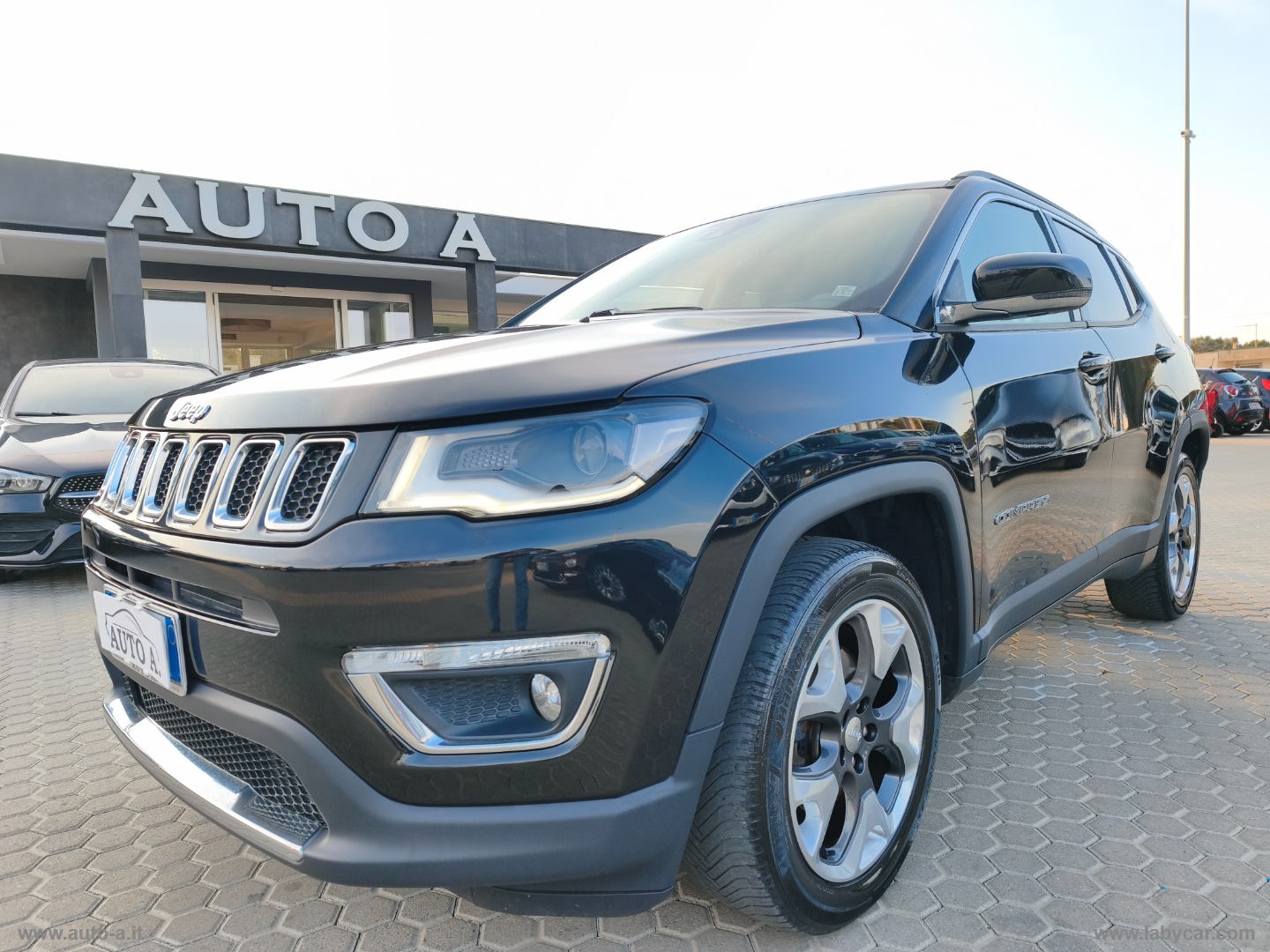 Compass 1.6 Mjt II 2WD Limited - immagine 3
