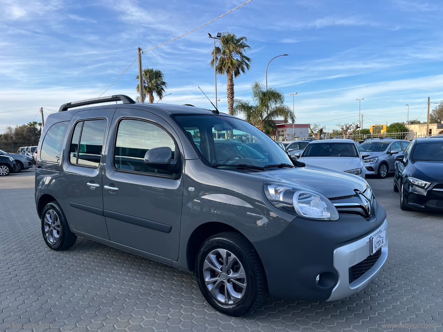 Kangoo 1.5 dCi 90 CV 5p. S&S Live - immagine 3