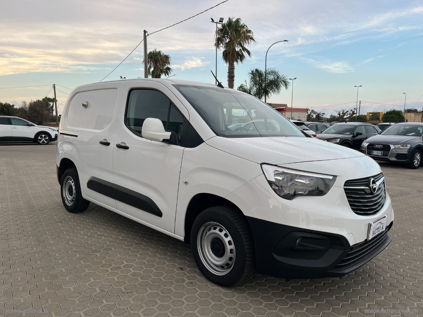 Combo Cargo 1.5 D 100 S&S 3 POSTI. - immagine 3