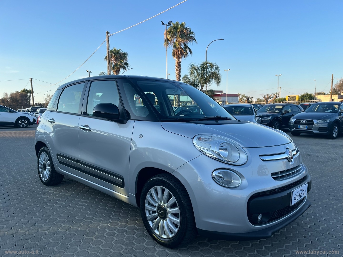 500L 1.4 95 CV Lounge - immagine 3