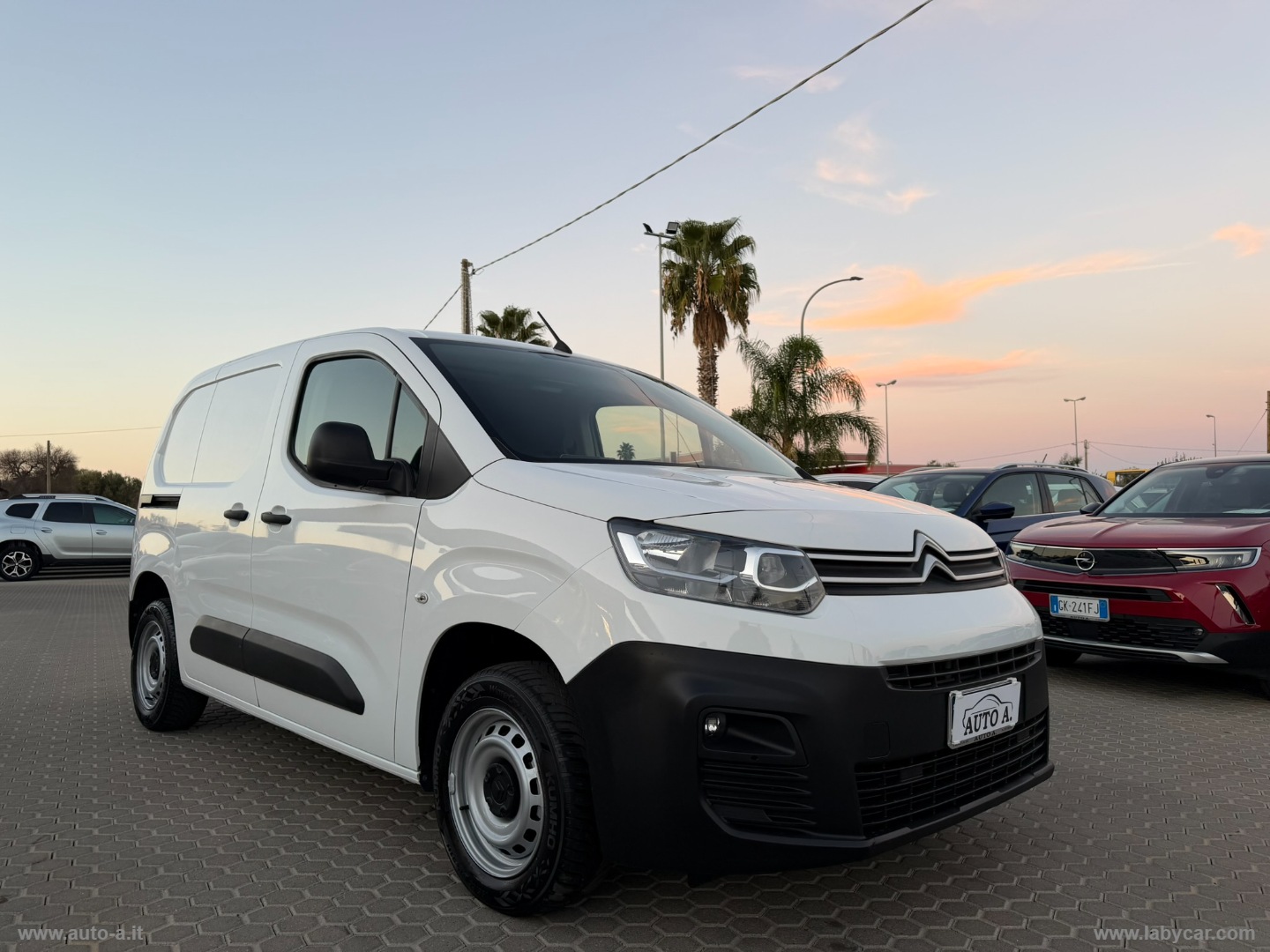Berlingo BlueHDi 100 CV 3 POSTI - immagine 3