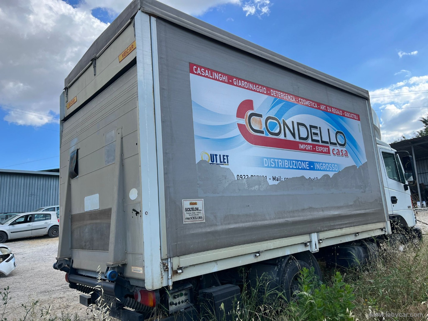 Atleon 35.15 3.0 TDI PM-RG Cab. Premium MOTORE FUSO cassone centinato e pedana - immagine 3