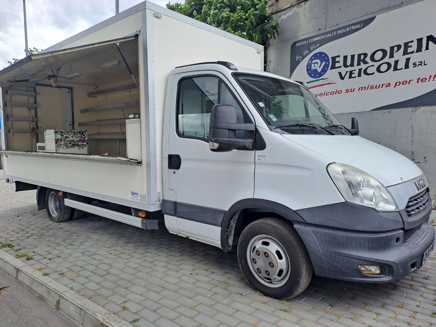 DAILY FOOD TRUCK STREET FOOD PANINOTECA AUTONEGOZIO AUTONEGOZIO PANINOTECA ECC - immagine 3