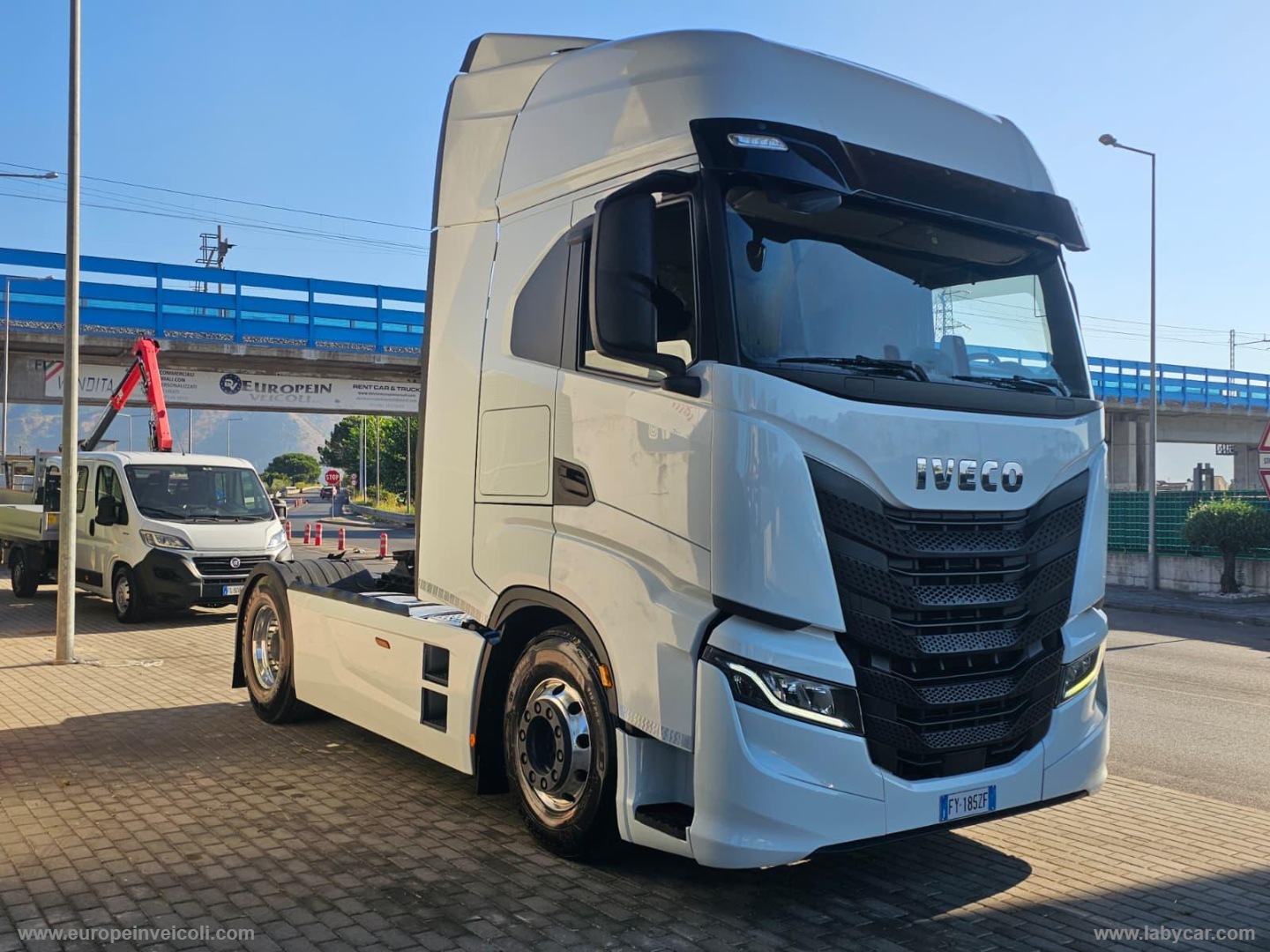STRALIS S-WAY 510 TRATTORE STRADALE - immagine 3