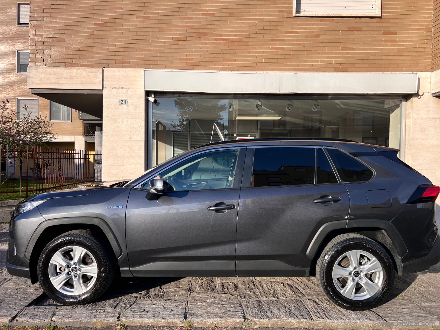 RAV4 2.5 HV - immagine 3