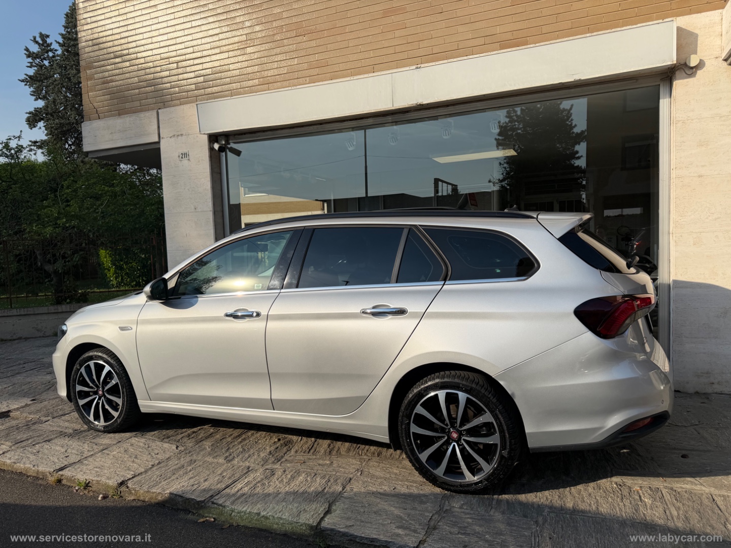 Tipo 1.6 Mjt S&S SW Lounge - immagine 3