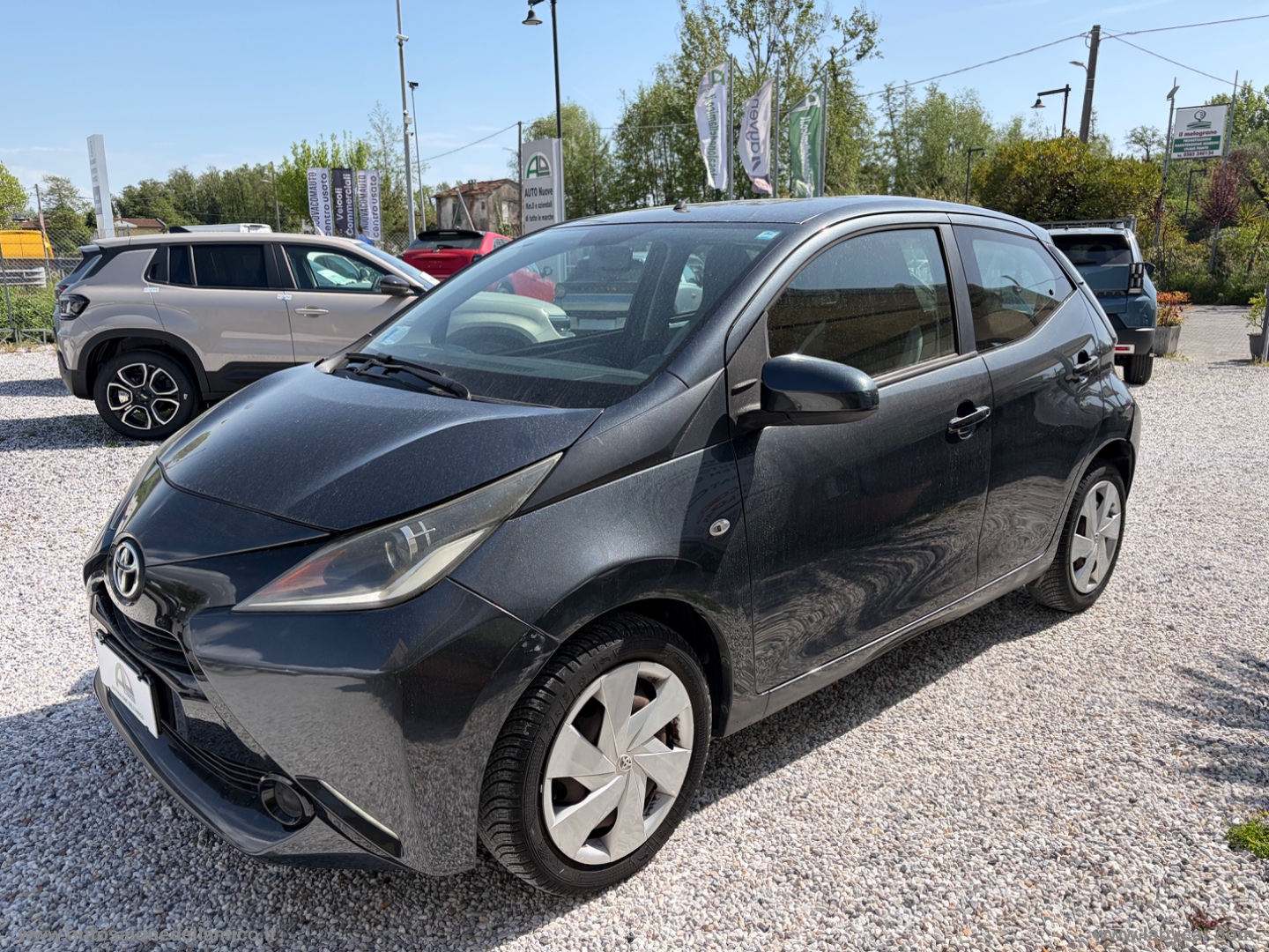 Aygo 1.0 VVT-i 69 CV 5p. x-clusiv - immagine 3