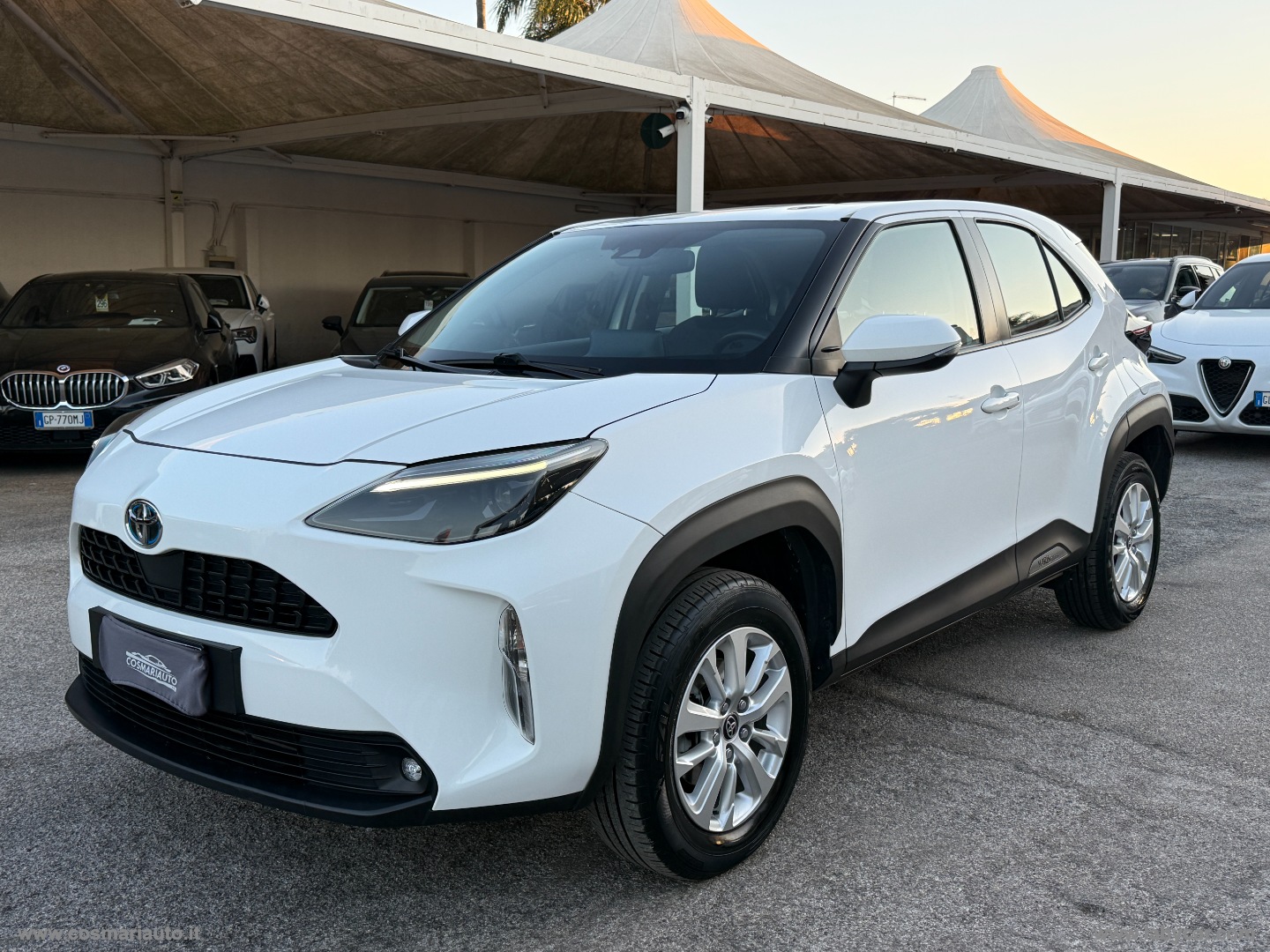 Yaris Cross 1.5 Hybrid 5p. E-CVT Active - immagine 3