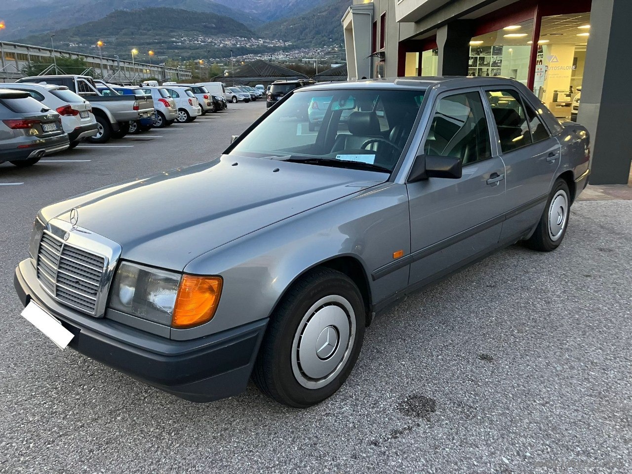 200 E 2.0 BZ 122CV 4 PORTE - immagine 3