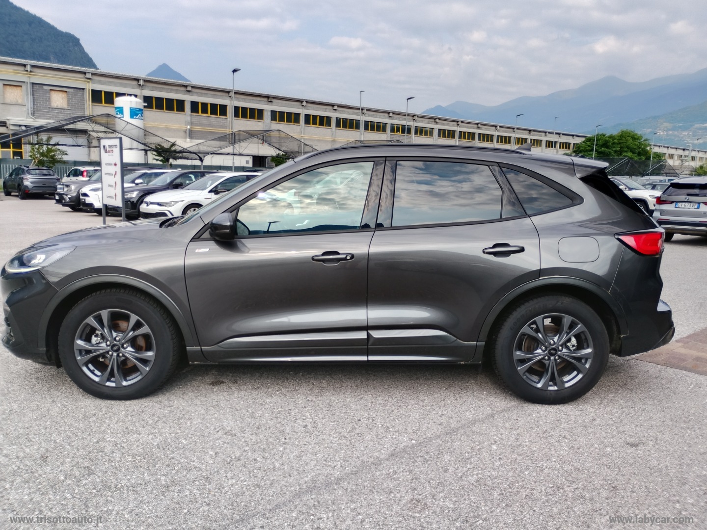 Kuga 2.0 EcoBlue 120 CV aut. 2WD ST-Line - immagine 3