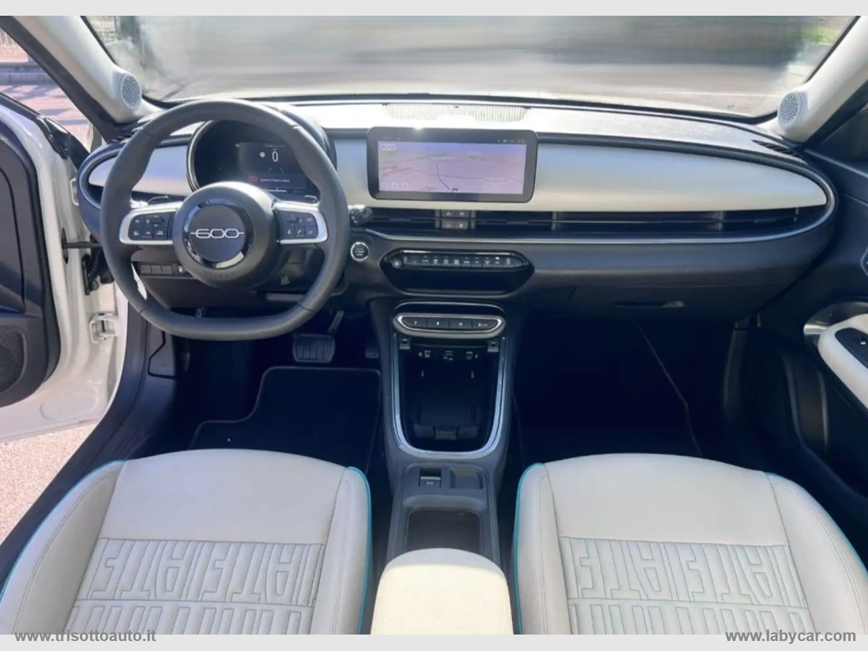 600 Hybrid MHEV La Prima 110 CV - immagine 3
