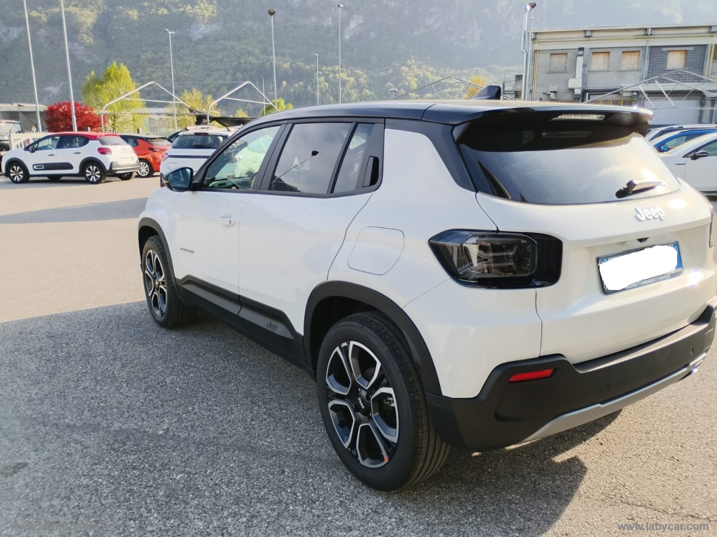 Avenger 1.2 Turbo 110CV MHEV Summit - immagine 3