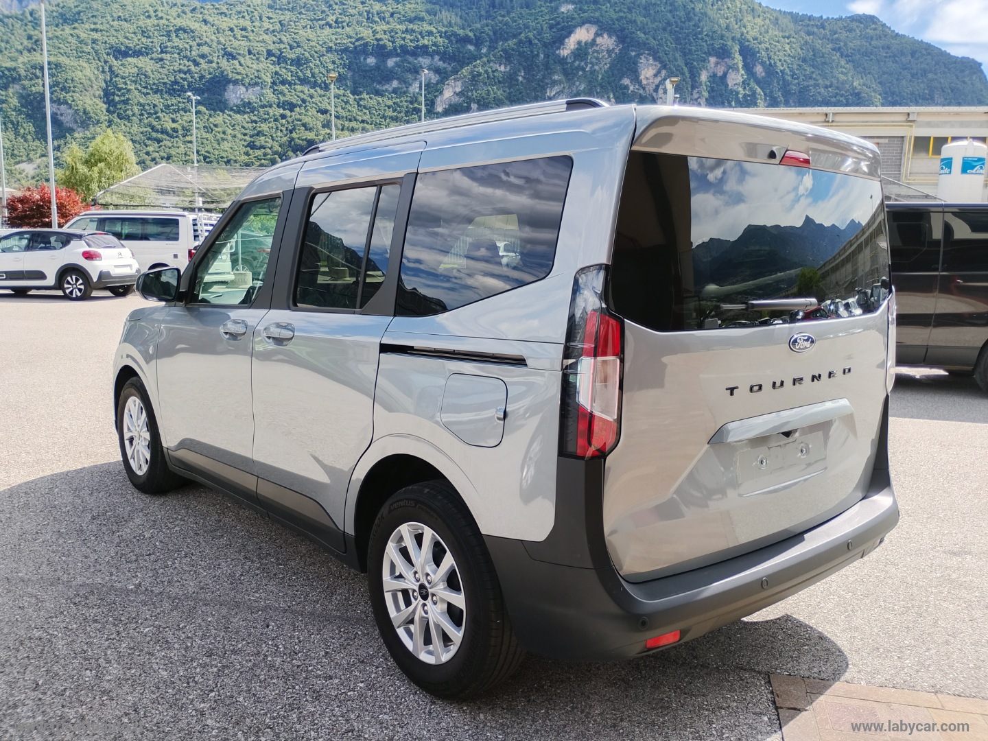 Tourneo Courier 1.0 EcoBoost 125CV Titanium - immagine 3