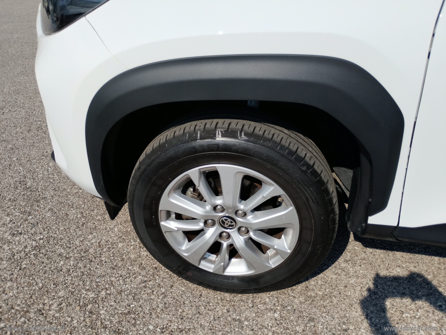 Yaris Cross 1.5 Hybrid 5p. Active AUT - immagine 3
