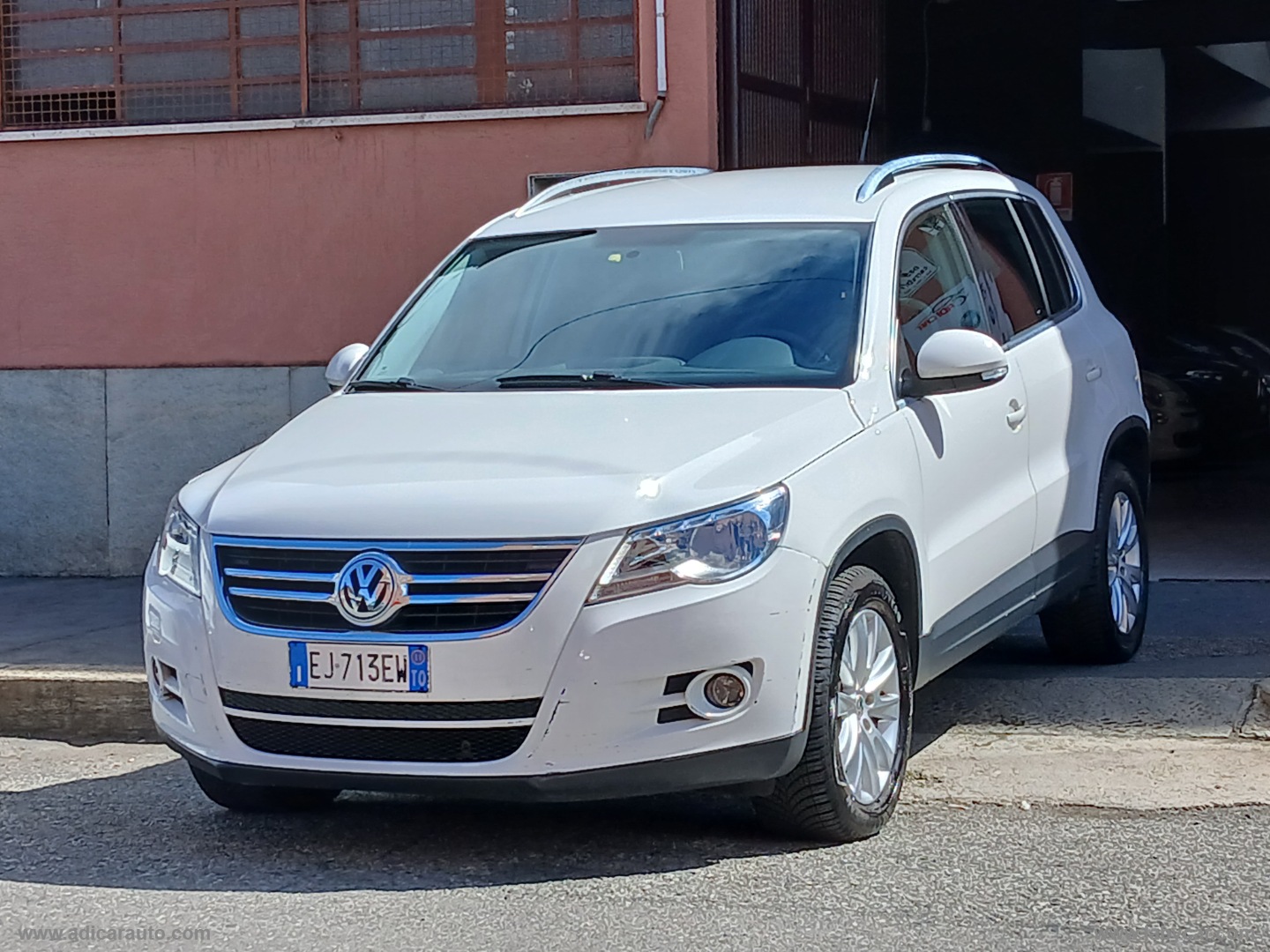 Tiguan 2.0 TDI 140 4MOT. DSG Sport&Style - immagine 3