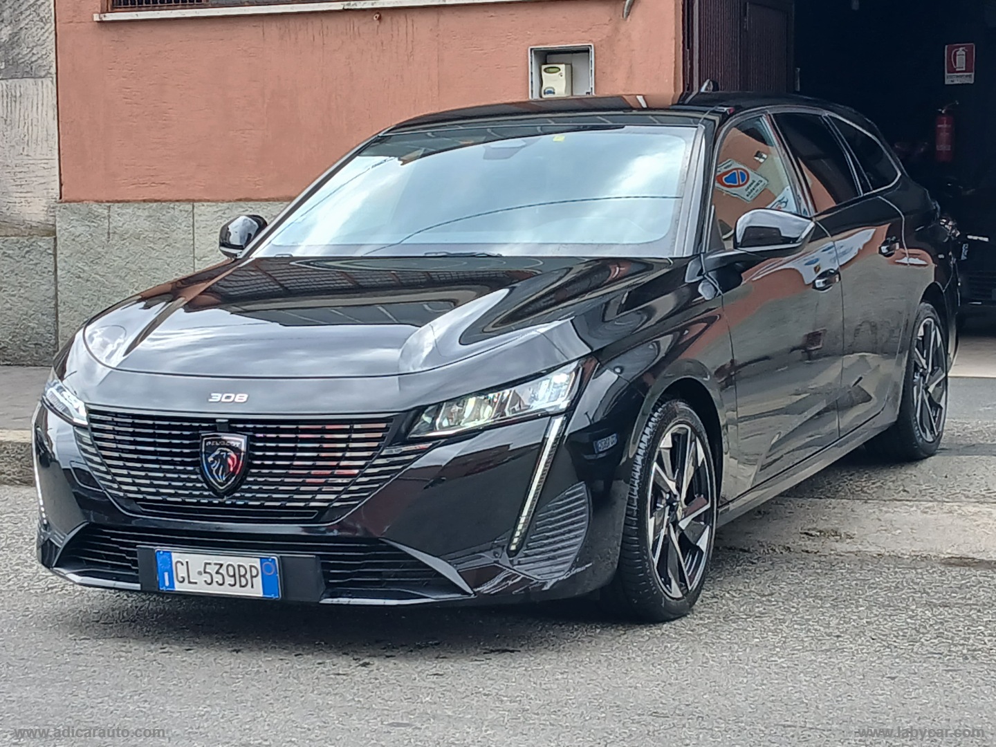 308 BlueHDi 130 S&S SW Allure Pack - immagine 3