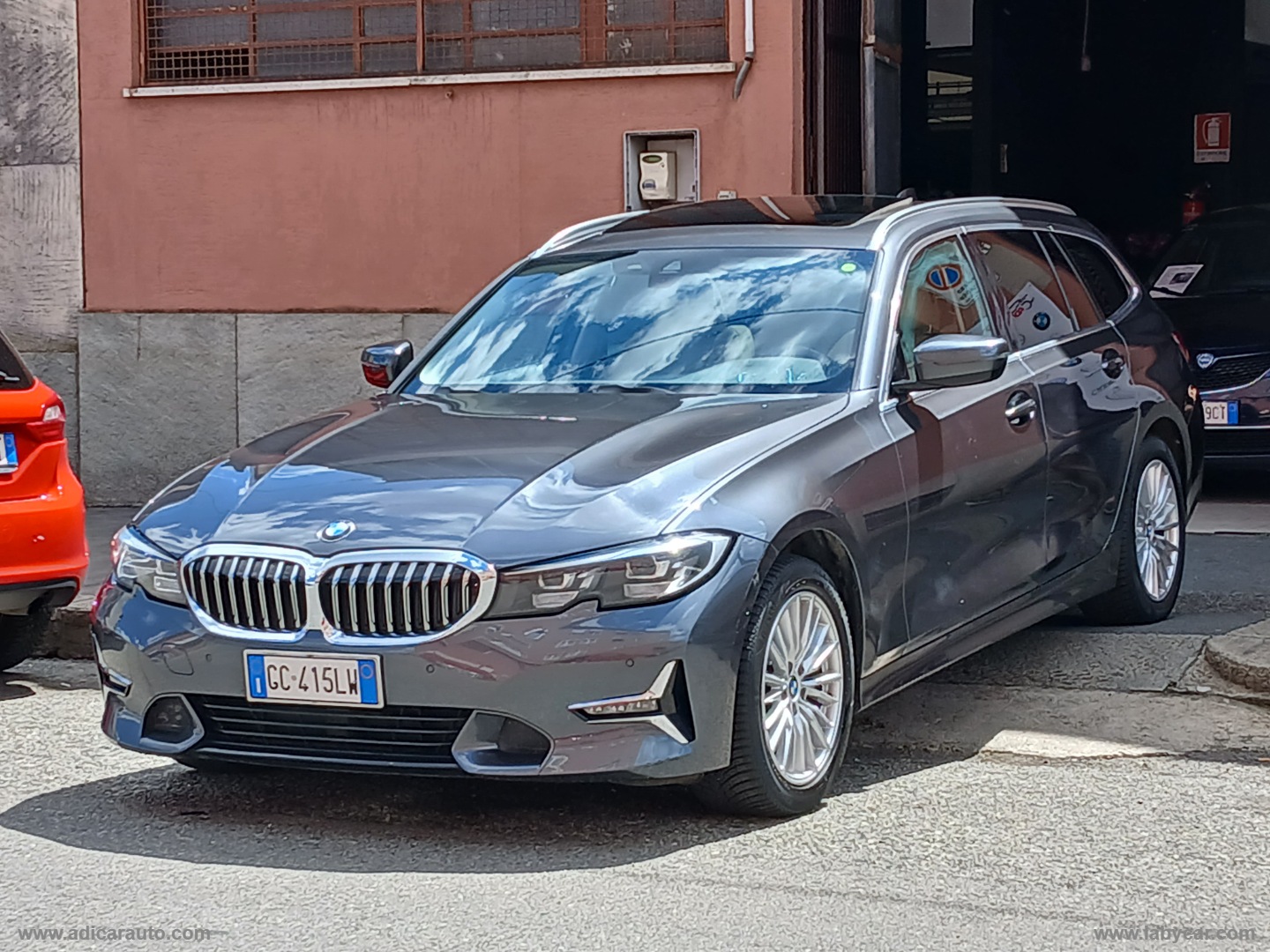 320d 48V xDrive Touring Luxury - immagine 3