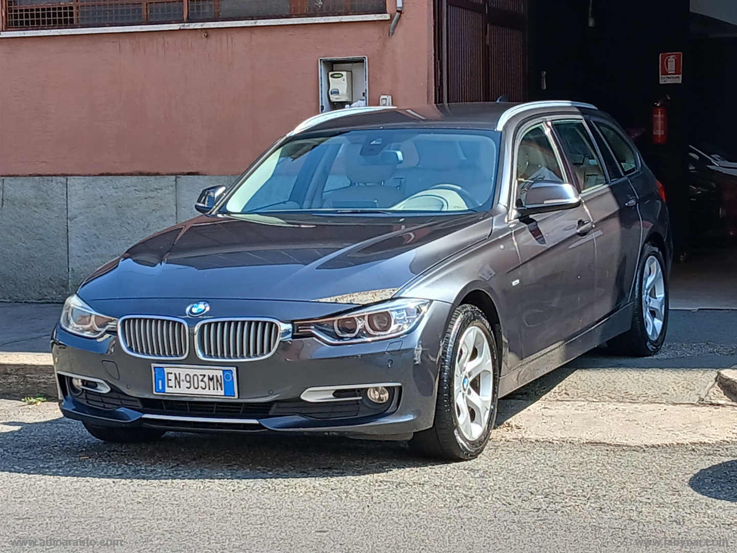 320d Touring Modern - immagine 3
