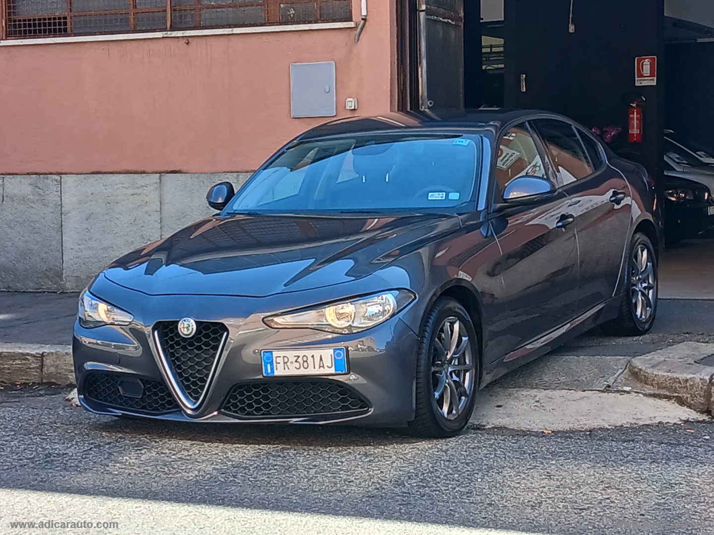 Giulia 2.2 TD 150 CV AT8 Business - immagine 3