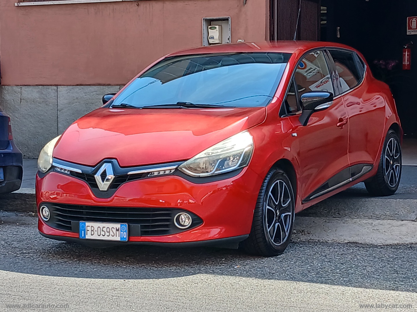 Clio 1.5 dCi 8V 90 CV S&S 5p. Duel - immagine 3