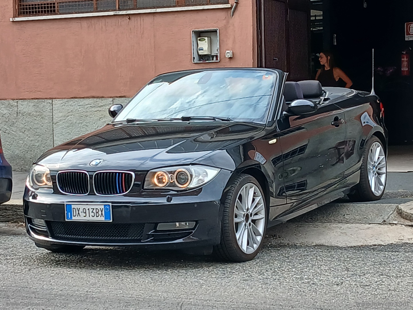 120d Cabrio Attiva - immagine 3