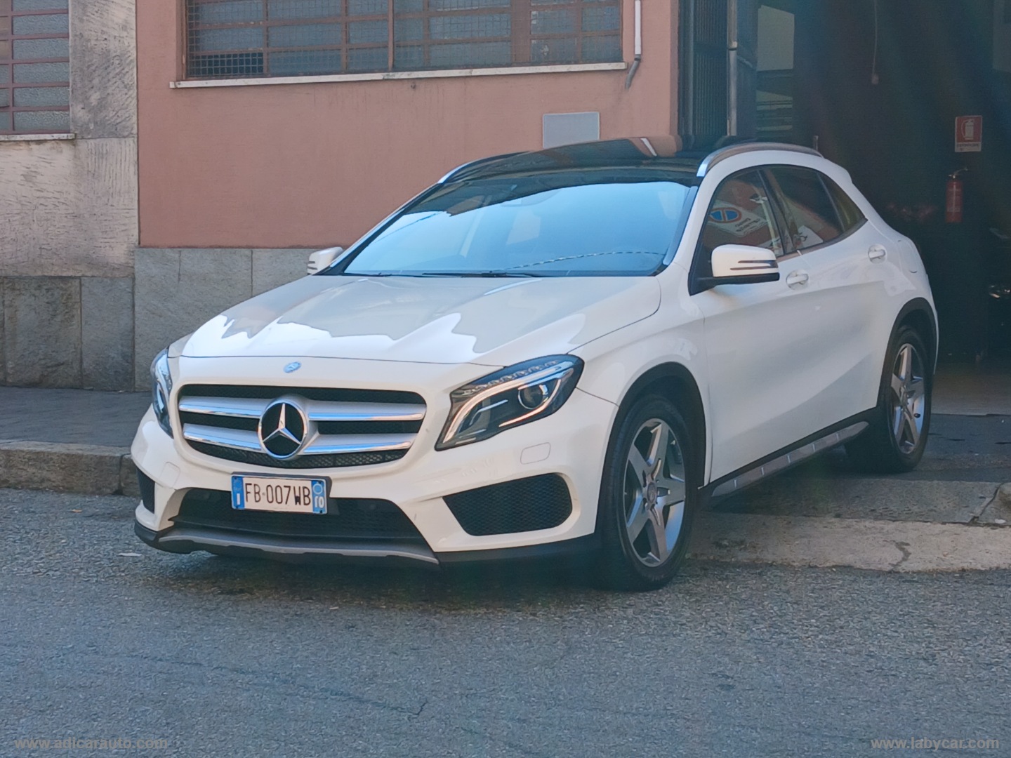 GLA 200 d Automatic 4Matic Sport - immagine 3