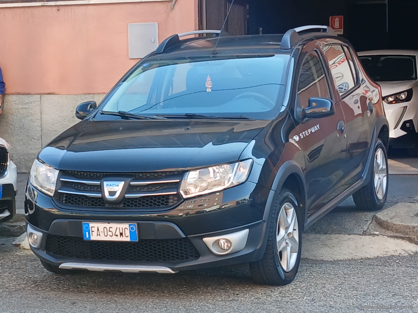 Sandero Stepway 1.5 dCi 8V 90 CV - immagine 3