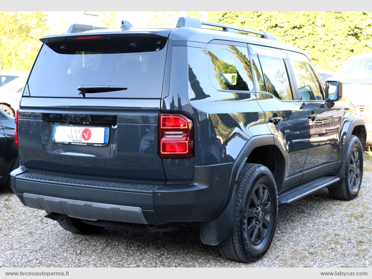 Land Cruiser 2.8 D4D A/T AWD Adventure - immagine 3