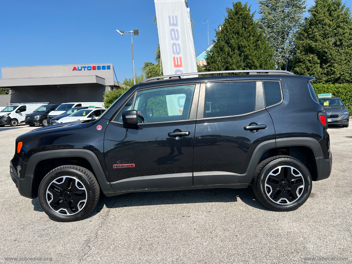 Renegade 2.0 Mjt 170CV 4WD AUT. TRAILHAWK - immagine 3