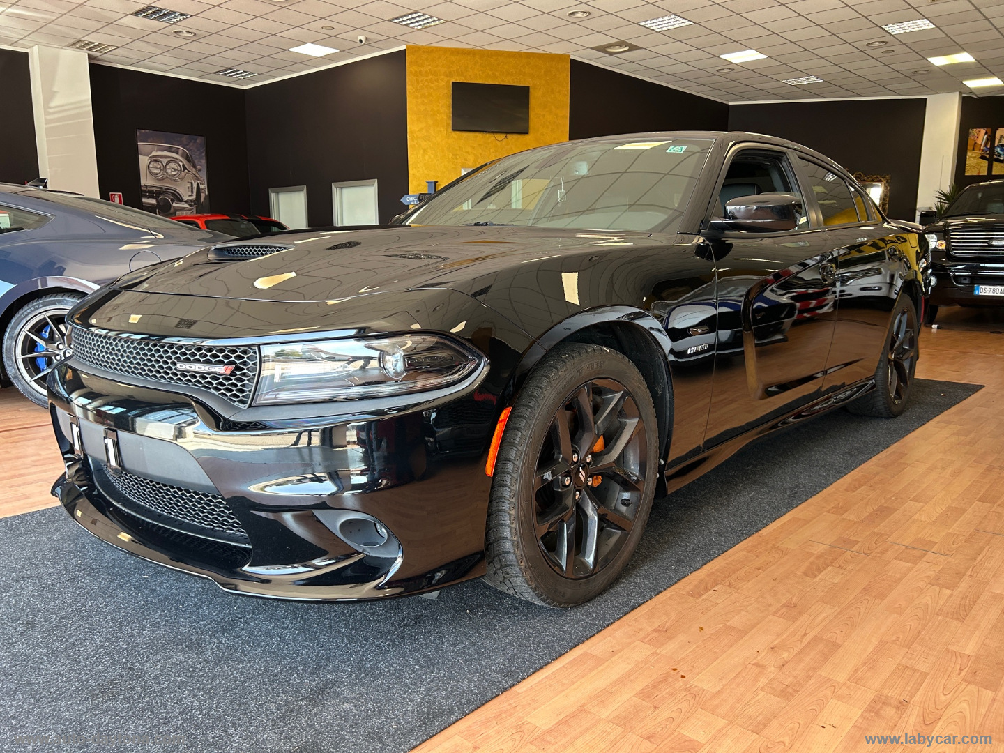 CHARGER SRT 5.7 V8 - immagine 3