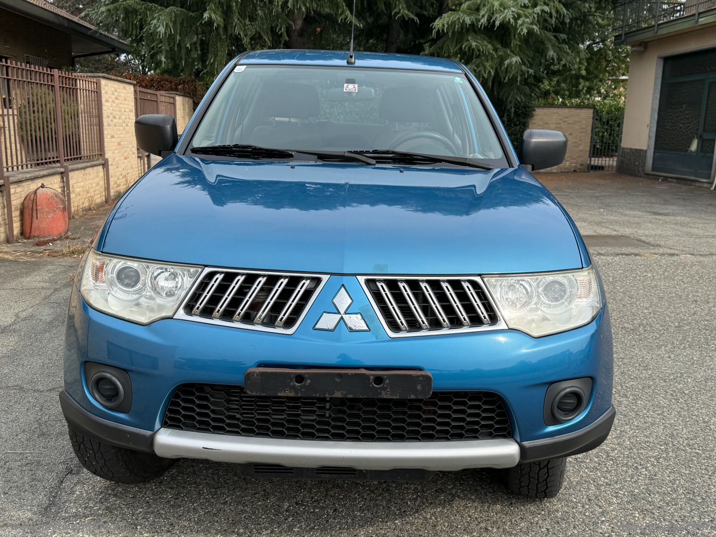L200 2.5 DI-D/136CV Double Cab Invite - immagine 3